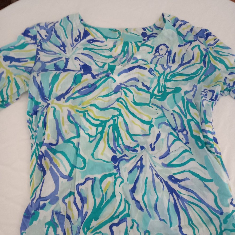 Lightweight for beach or dinner out